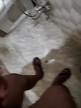 vers negi9 online show from October 14, 2025, 3:12 pm