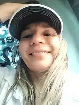 Ms lunaRose online show from February 6, 2026, 5:42 pm