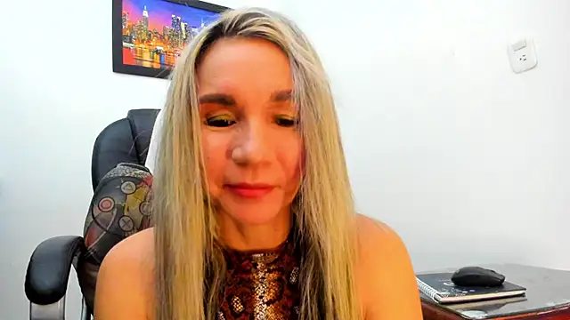 Ms lunaRose online show from September 18, 2025, 12:02 am