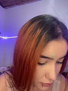 Snapshot of Ashly_cutee chatting on November 4, 2025, 11:41 pm Ashly cutee online show from November 4, 2025, 11:41 pm