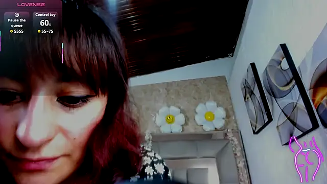 Candy Hott7 online show from January 6, 2026, 1:59 pm