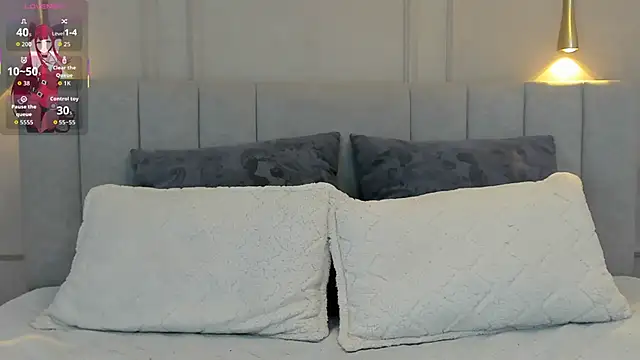 victoria bourne online show from September 10, 2025, 7:13 pm