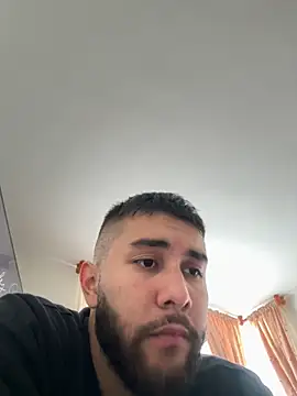 Snapshot of Diicaprio69 chatting on October 4, 2025, 9:49 pm Diicaprio69 online show from October 4, 2025, 9:49 pm