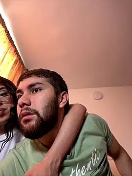 Snapshot of Diicaprio69 chatting on November 28, 2025, 7:14 pm Diicaprio69 online show from November 28, 2025, 7:14 pm