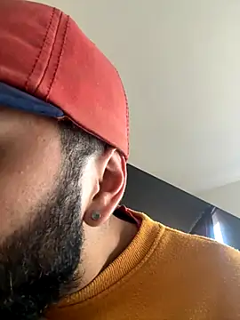 Snapshot of Diicaprio69 chatting on November 1, 2025, 9:52 pm Diicaprio69 online show from November 1, 2025, 9:52 pm