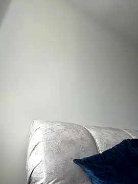 Snapshot of Diicaprio69 chatting on November 14, 2025, 2:43 pm Diicaprio69 online show from November 14, 2025, 2:43 pm