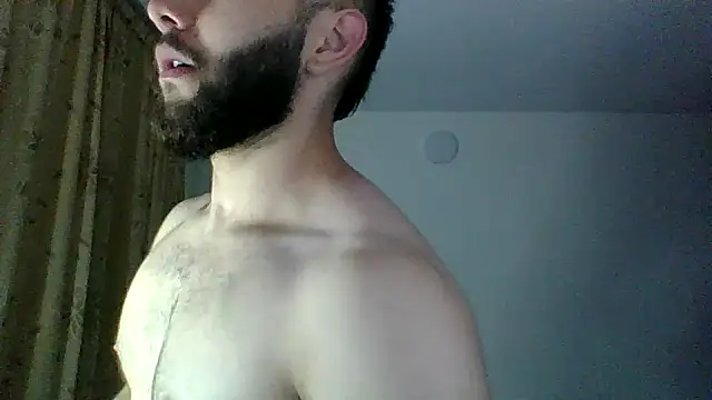 Snapshot of Diicaprio69 chatting on October 12, 2025, 11:39 pm Diicaprio69 online show from October 12, 2025, 11:39 pm