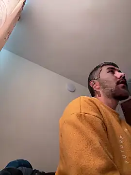 Snapshot of Diicaprio69 chatting on November 10, 2025, 12:10 pm Diicaprio69 online show from November 10, 2025, 12:10 pm