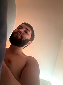 Snapshot of Diicaprio69 chatting on September 12, 2025, 9:25 pm Diicaprio69 online show from September 12, 2025, 9:25 pm