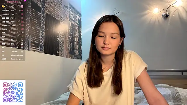 Snapshot of KiraVelvet chatting on September 29, 2025, 10:11 am KiraVelvet online show from September 29, 2025, 10:11 am