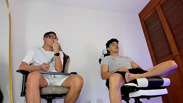 sotooliver3 online show from February 28, 2026, 8:41 pm