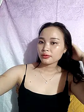 Lili lovely online show from September 29, 2025, 1:45 am