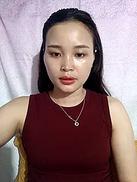 Lili lovely online show from September 15, 2025, 1:17 am