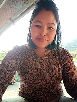 maycuc123 online show from December 22, 2025, 2:11 am