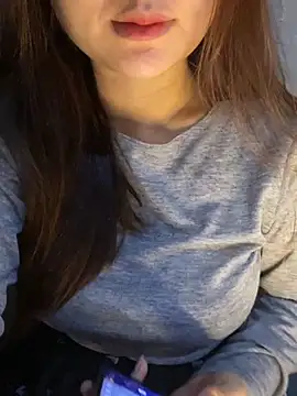 Snapshot of Hinne07 chatting on February 12, 2026, 9:20 am Hinne07 online show from February 12, 2026, 9:20 am