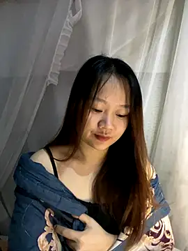 Hinne07 online show from November 21, 2025, 12:20 am