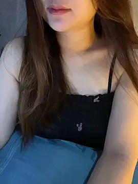 Snapshot of Hinne07 chatting on February 25, 2026, 2:45 am Hinne07 online show from February 25, 2026, 2:45 am