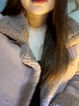 Snapshot of Hinne07 chatting on January 15, 2026, 3:15 pm Hinne07 online show from January 15, 2026, 3:15 pm