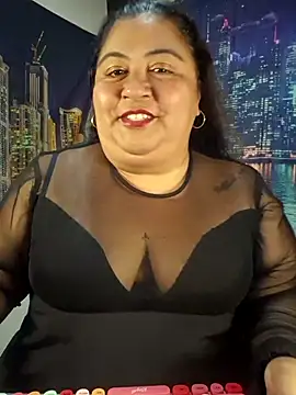 curvy diva  online show from April 14, 2026, 10:09 am