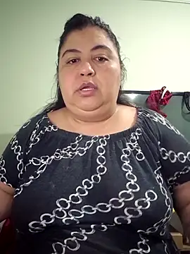 curvy diva  online show from November 18, 2025, 11:35 am