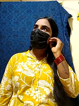 mini-queen online show from April 8, 2026, 6:31 pm