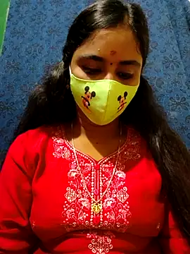 mini-queen online show from October 24, 2025, 5:12 pm