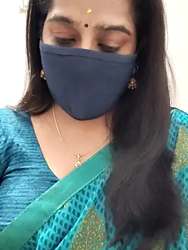 saritha29 online show from February 4, 2026, 4:35 pm