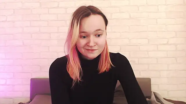 Ericha Stone online show from March 11, 2026, 8:08 am