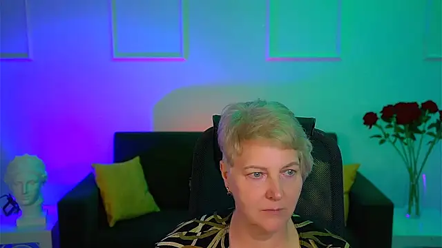 MaryMogan online show from October 6, 2025, 8:15 am