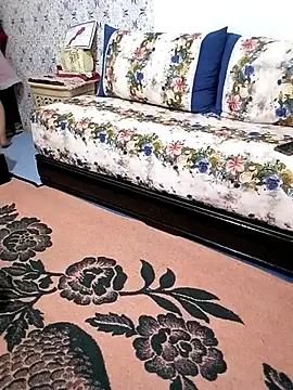 Mayamimi online show from October 5, 2025, 9:44 am