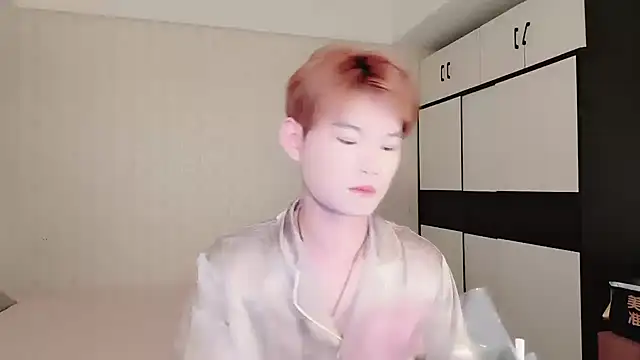 Dancer03 online show from September 16, 2025, 1:12 pm