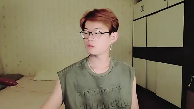 Dancer03 online show from October 3, 2025, 2:29 pm