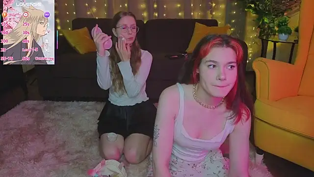 MauraSpurrier online show from September 22, 2025, 6:47 pm