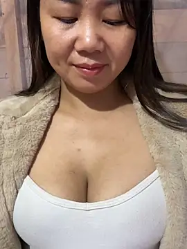 Binjt online show from October 27, 2025, 11:11 am