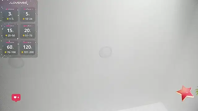 Emilywillis8 online show from October 12, 2025, 1:23 pm