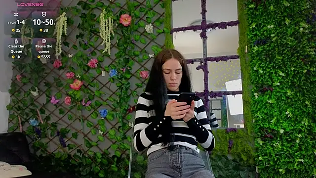 baby nyco online show from October 16, 2025, 4:37 pm