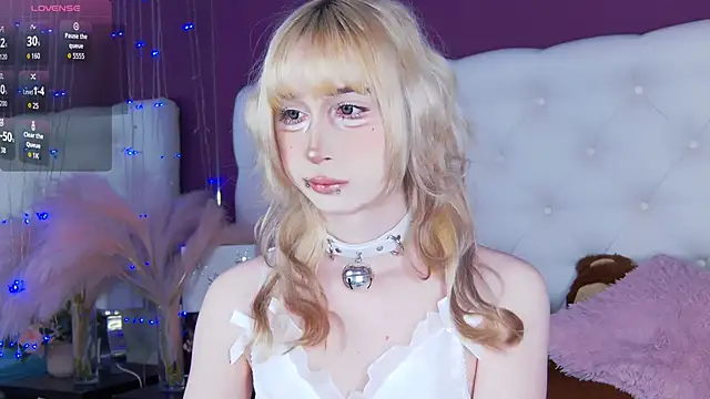 cutetomie online show from March 24, 2026, 9:04 pm