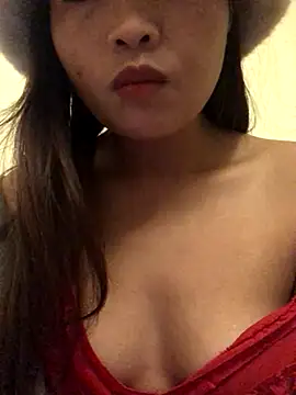 LiLy-0477 online show from November 8, 2025, 10:41 am