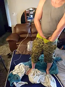 Bigloafy1 online show from September 13, 2025, 4:29 pm