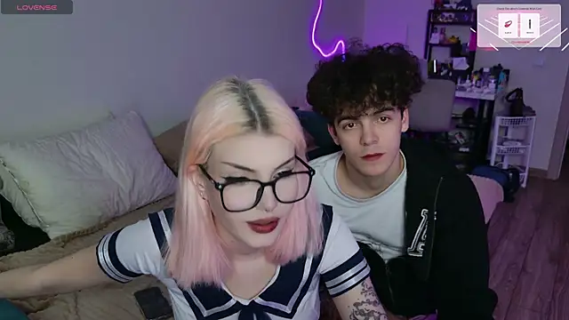 Alice18James online show from September 27, 2025, 1:17 pm