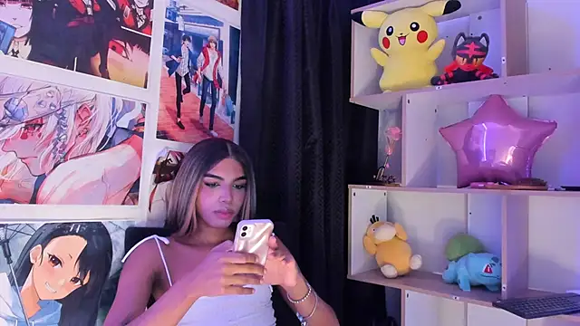 VeronicaSaenzx online show from October 15, 2025, 2:47 pm