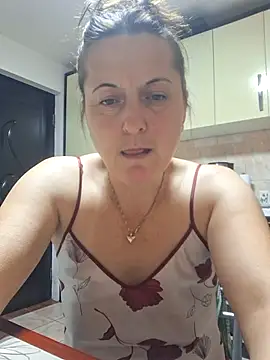 Fluturas2 online show from October 12, 2025, 12:23 am