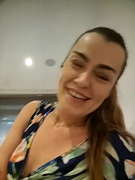 Carolinemiam online show from October 16, 2025, 12:46 pm