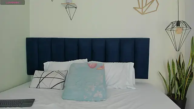 Snapshot of sophieturner_mg chatting on November 4, 2025, 7:06 pm sophieturner mg online show from November 4, 2025, 7:06 pm