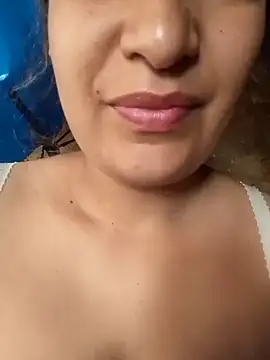 Joojo-sex online show from October 11, 2025, 10:49 am