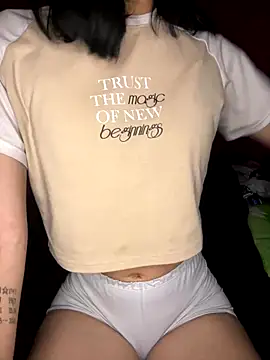 blinkiii  online show from November 25, 2025, 12:44 am