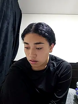 AmberGold- online show from March 4, 2026, 11:23 pm