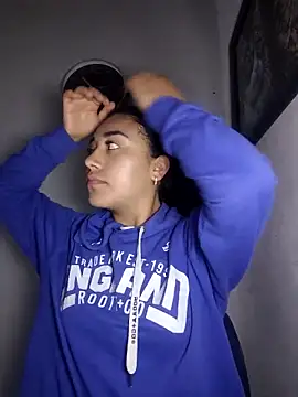 AmberGold- online show from November 26, 2025, 7:52 am