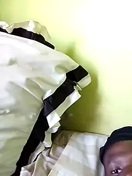 phumlanisanka online show from November 16, 2025, 1:27 pm