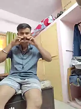 Frvgggghh online show from November 28, 2025, 9:09 am